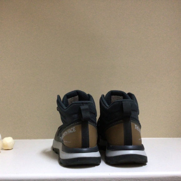 The North Face Futurelitht Mens size 9.5